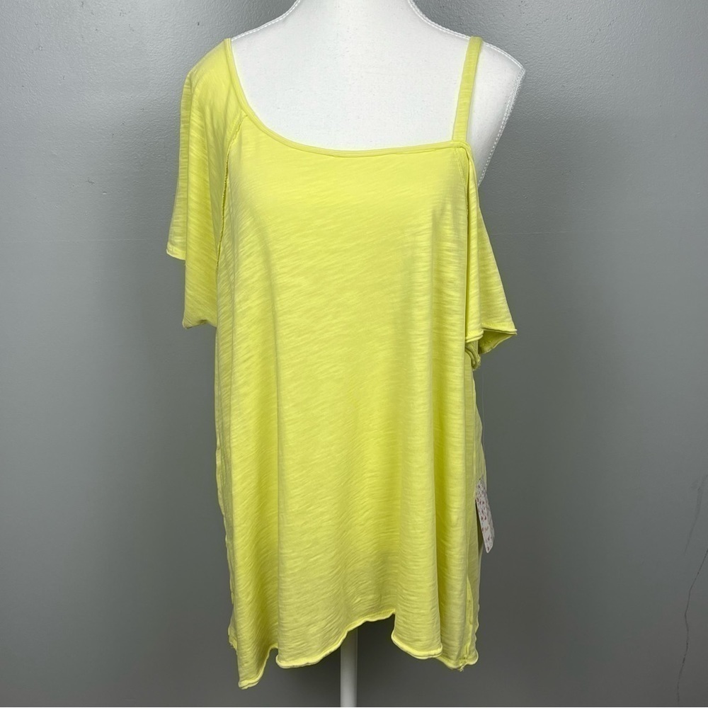 NWT We The Free Coraline cutout cold one shoulder yellow tee, size medium.